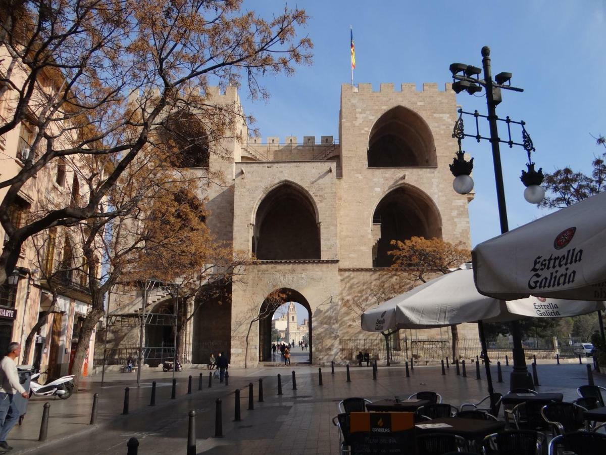 Valencia What Else... Bagian luar foto